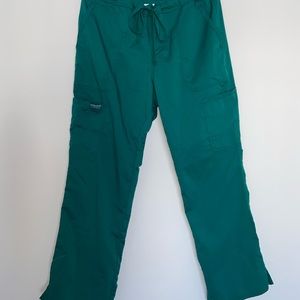Cherokee hunter green scrub pants in size medium.